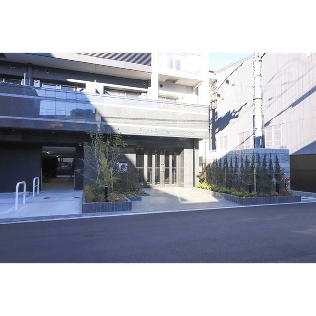 エントランス　建物の内部です