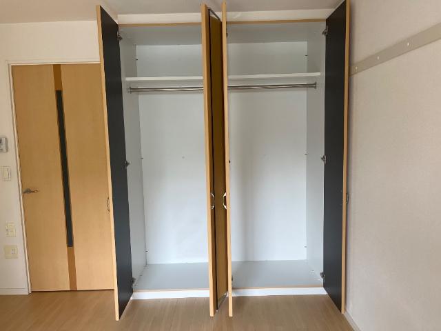 収納　クローゼット