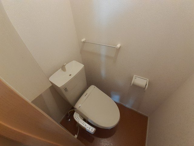 トイレ　落ち着いたトイレです