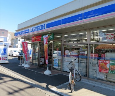 コンビニ　ローソン鵠沼海岸七丁目店（コンビニ）まで188m