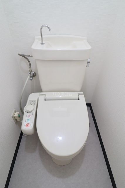 ハイツシャルマンのトイレ写真