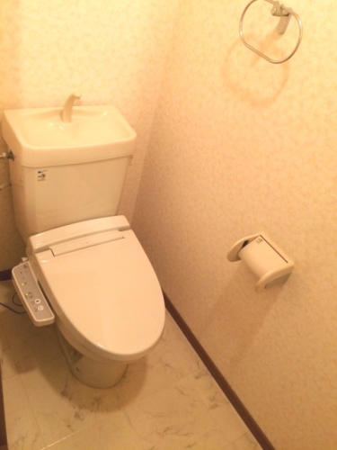 トイレ　別部屋の参考写真です。