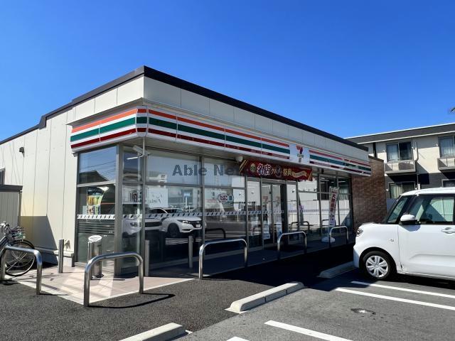 コンビニ　セブンイレブン岐阜茜部大川店（コンビニ）まで576m
