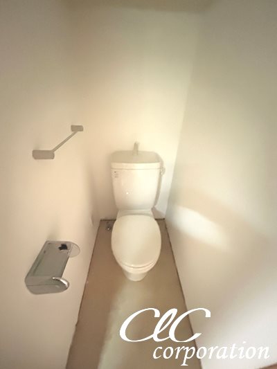 トイレ　※同仕様号室写真