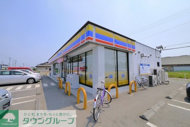 コンビニ　ミニストップ鶴ヶ島新田店（コンビニ）まで500m