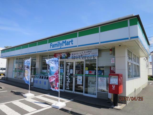 コンビニ　ファミリーマートサカモト高柳店（コンビニ）まで375m