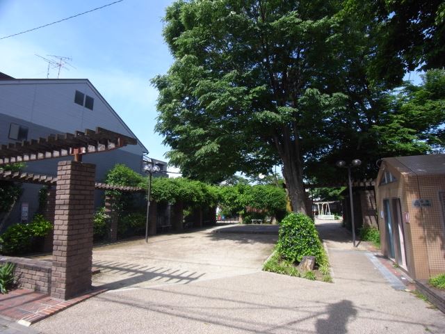 公園　柳原公園（公園）まで120m