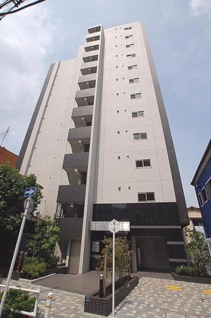 建物外観　１２階建ての賃貸マンション