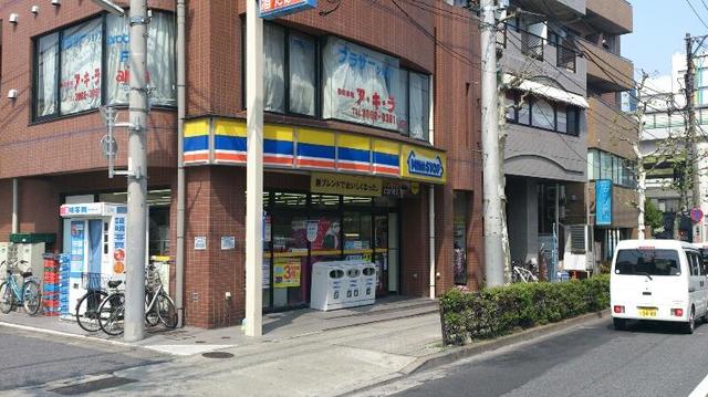 コンビニ　ミニストップ板橋本町駅前店（コンビニ）まで377m