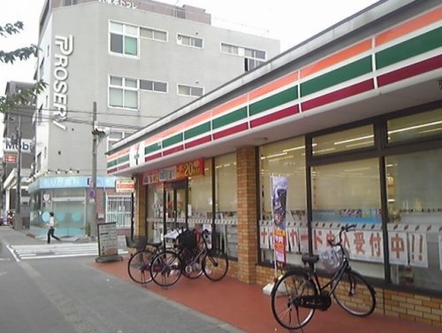 コンビニ　セブンーイレブン大阪塚本３丁目店（コンビニ）まで229m