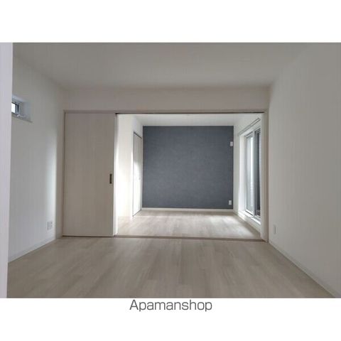 CASA CALMA上野口の居間写真