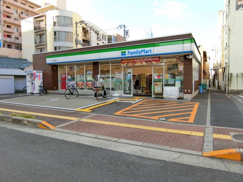 コンビニ　ファミリーマート　高石駅前店（コンビニ）まで307m