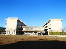 小学校　岡山市立南輝小学校（小学校）まで1430m