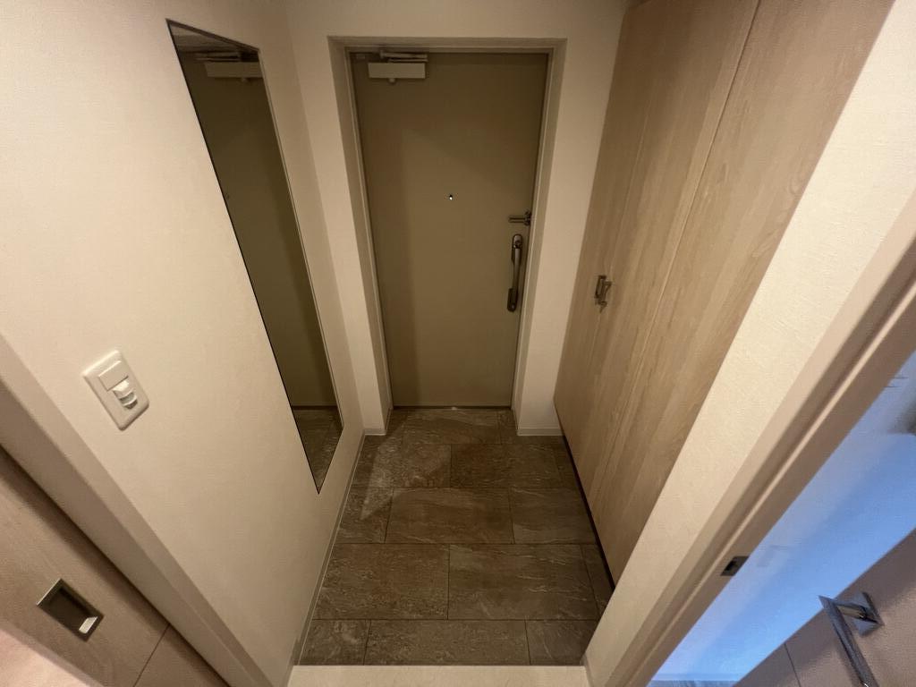 インペリアル大宮の玄関写真