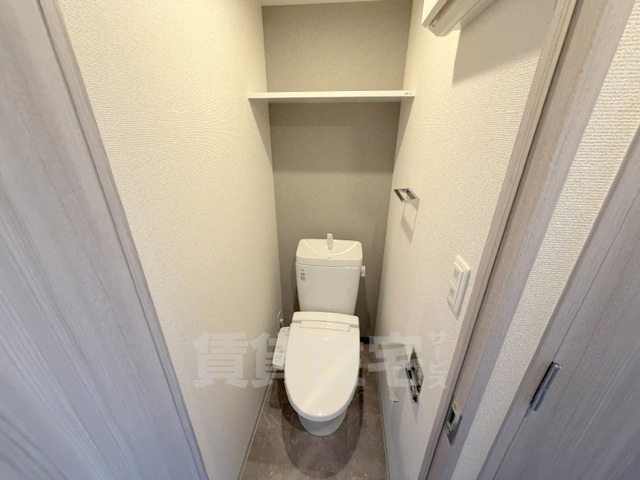 ファーストフィオーレ川西プリモのトイレ写真
