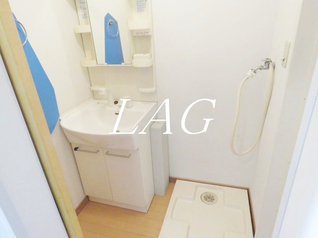 洗面設備　独立洗面台です。