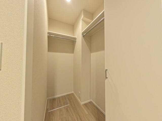 収納　ウォークインクローゼット