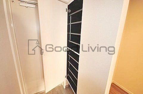 玄関　たくさんの靴のコレクションご覧あれ♪