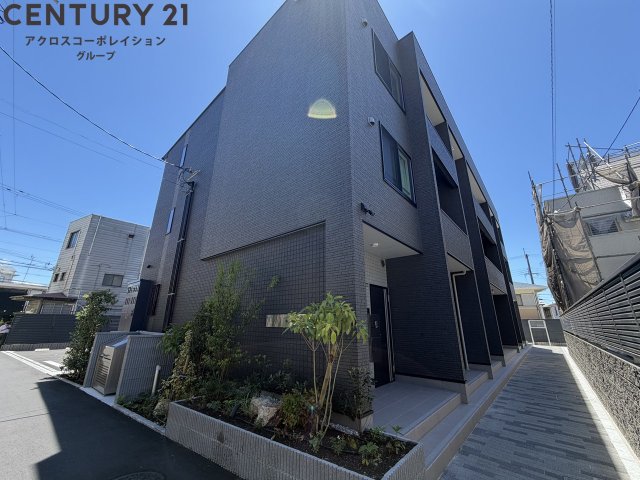建物外観　ダブルロック付きで安心です