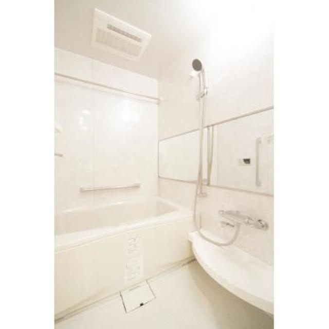 バス・シャワールーム　※写真は同タイプ住戸です。