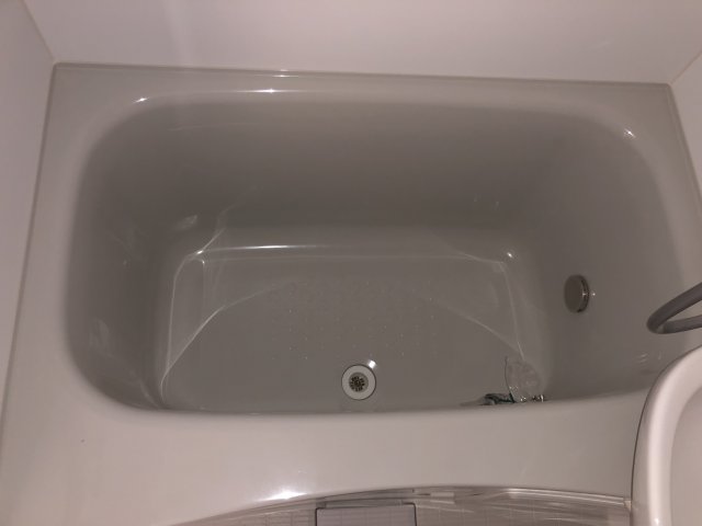 バス・シャワールーム　反転の場合有