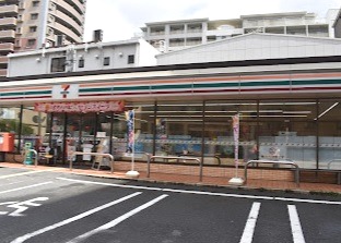 コンビニ　セブン-イレブン 吹田江の木町店（コンビニ）まで341m