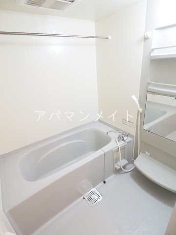 バス・シャワールーム　きれいなお風呂です