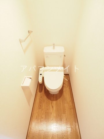 トイレ　トイレもきれいです