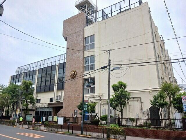 ロビー　区立第二日暮里小学校まで159m