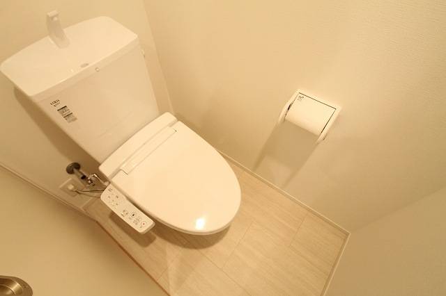 トイレ　ウォシュレット付☆
