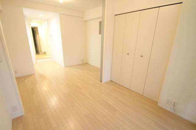 居室・リビング　キレイなお部屋です☆