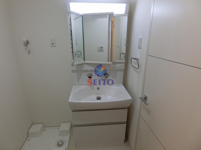 洗面設備　※写真は同施工会社の参考例となります。