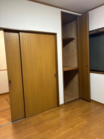 収納　１階ダイニング 収納2