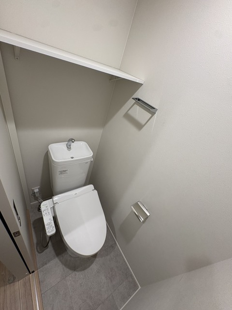 トイレ　同施工会社参考写真です