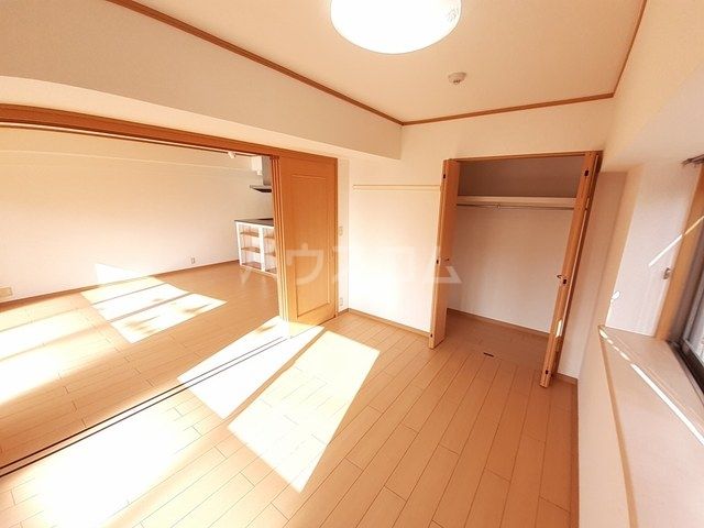 センバルエイトの内装写真