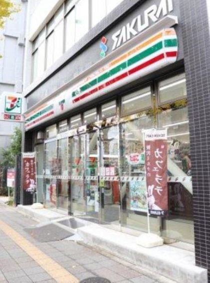 コンビニ　セブンイレブン台東蔵前2丁目店（コンビニ）まで146m
