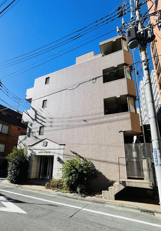 カテリーナ市ヶ谷の外観写真