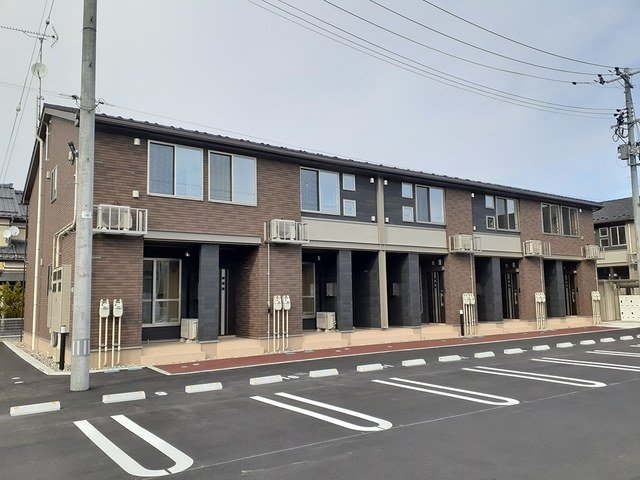 建物外観　外観は落ち着いています