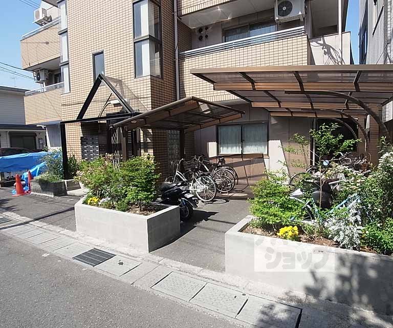 ヒルズ長岡天神の外観写真