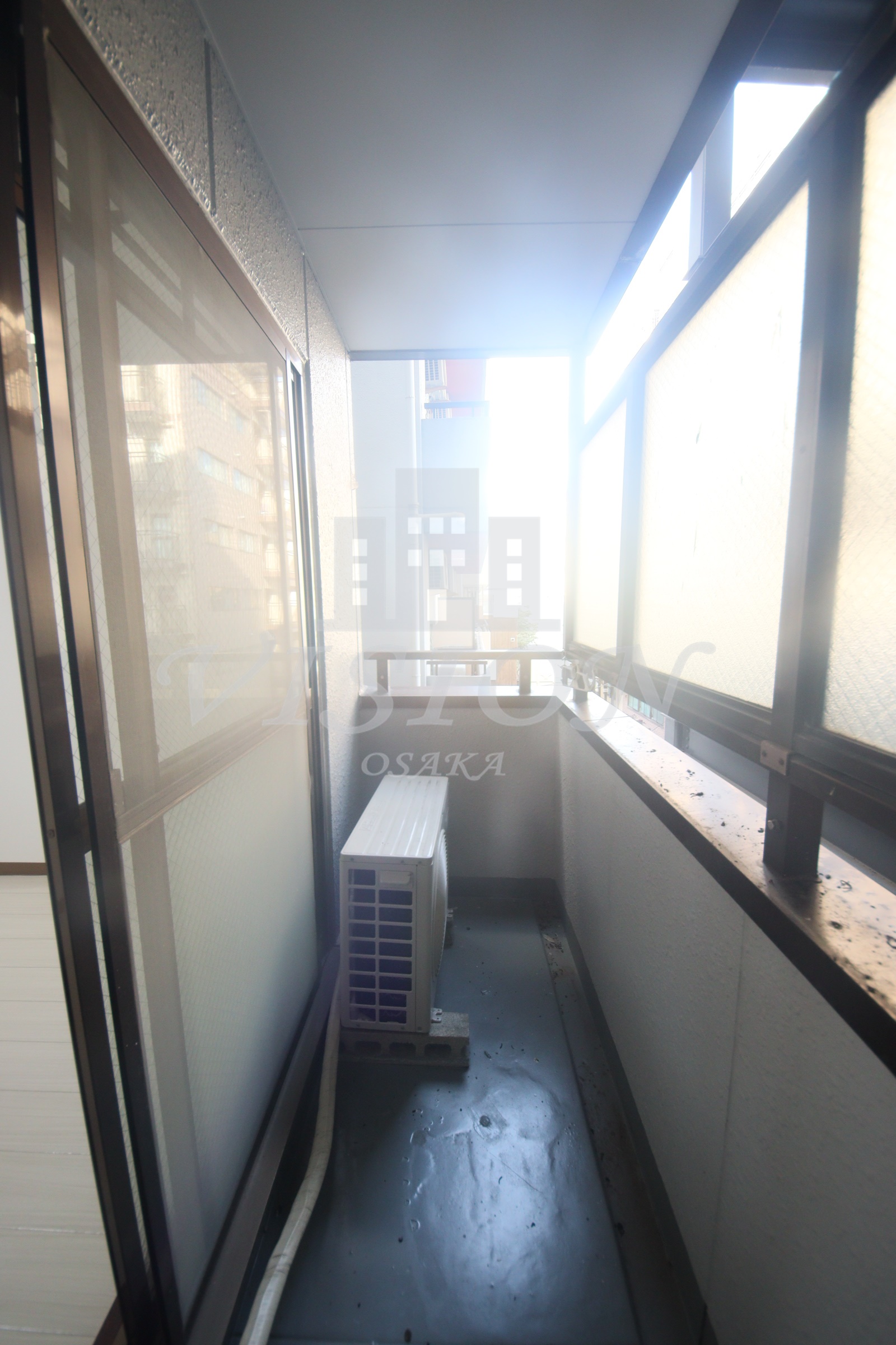阪急神戸線 十三駅 徒歩5分 8階建 築34年の内装写真