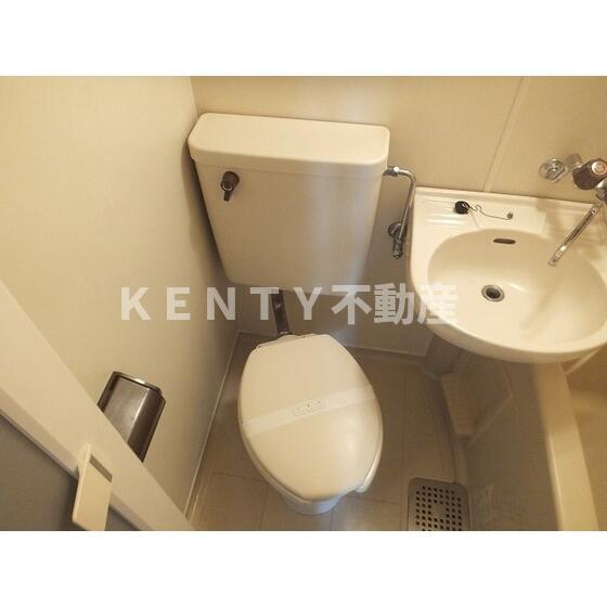 トイレ　シンプルで使いやすいトイレです