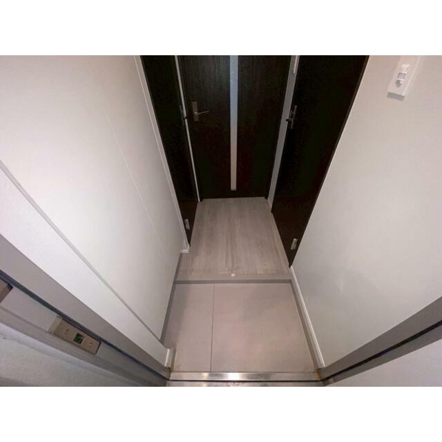 CREAL錦糸町 部屋番号:301の玄関写真