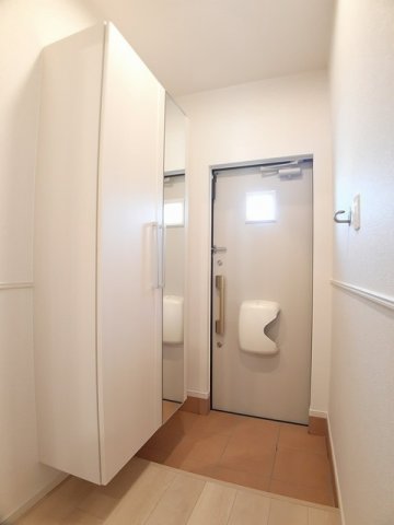 フレスコ・パッソIIの玄関写真