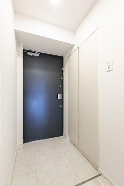 クラマエ214の玄関写真