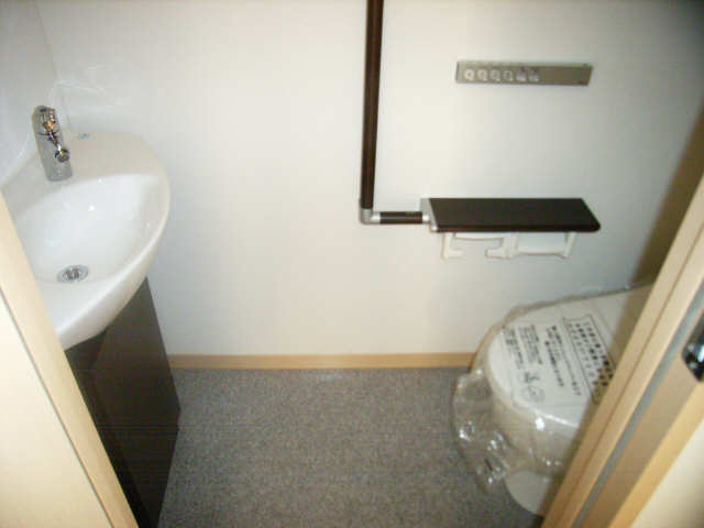 ブロード1のトイレ写真