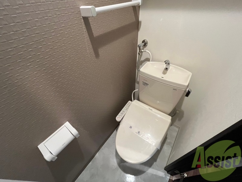 トイレ　トイレです。ウォシュレット付を探している方、おすすめです。