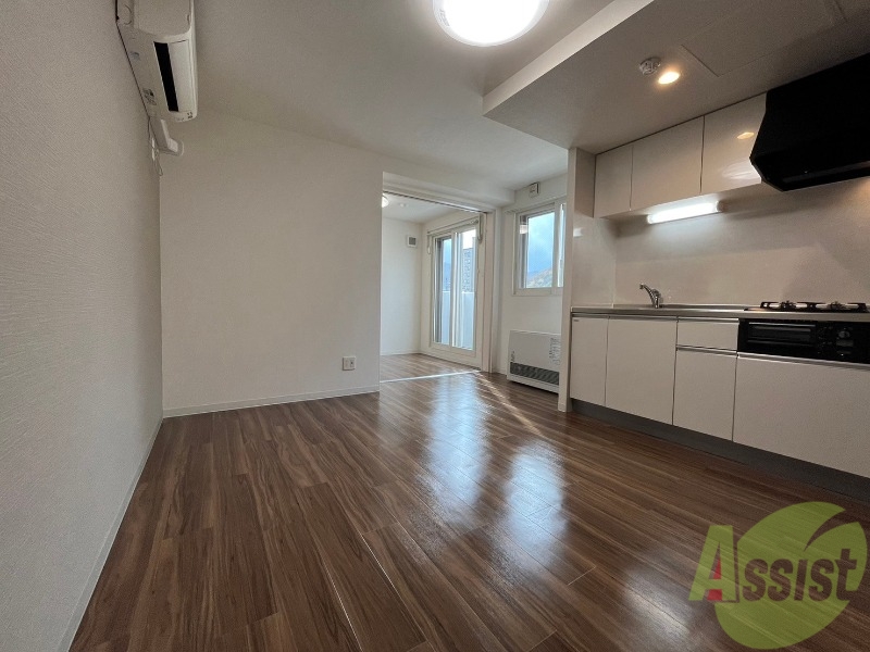 居室・リビング　広くてキレイなお部屋が広がっていて、充実した生活が送れそう。