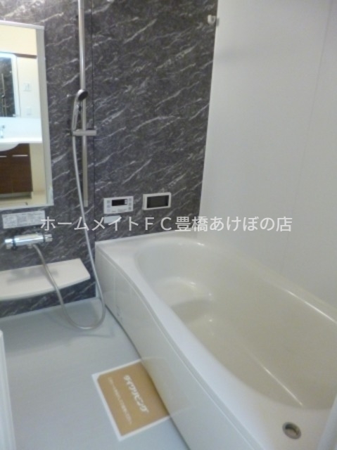 バス・シャワールーム　同型別部屋写真