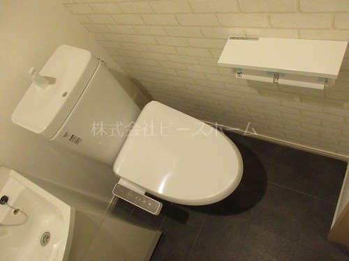 ソレイユエイト赤塚のトイレ写真