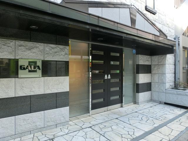 ＪＲ山手線 池袋駅 徒歩13分 15階建 築17年の外観写真